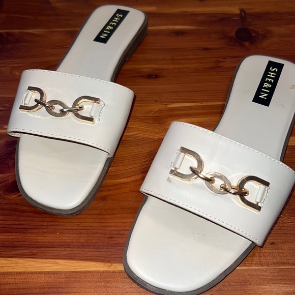 Shein horsebit detailed slides - Picture 1 of 3